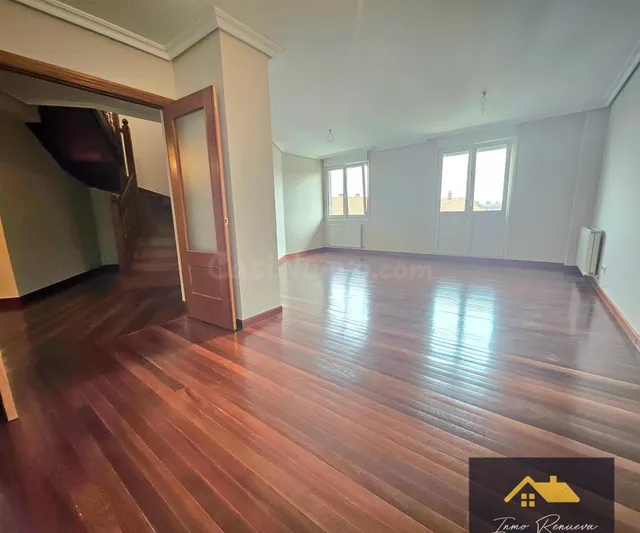 Se vende Ático Dúplex en Kabiezes con doble entrada