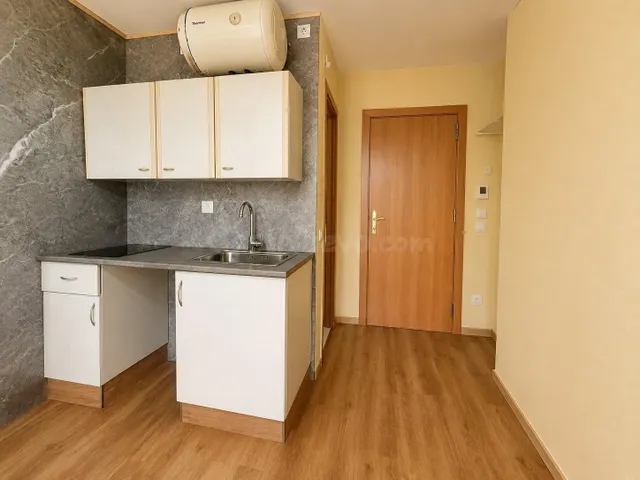 Estudio en Empuriabrava en primera línea de mar con vista de - foto 3
