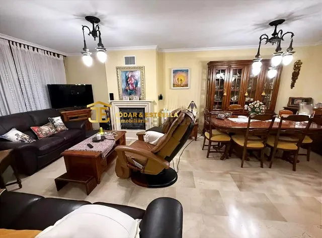 Amplio dúplex en la zona de San José