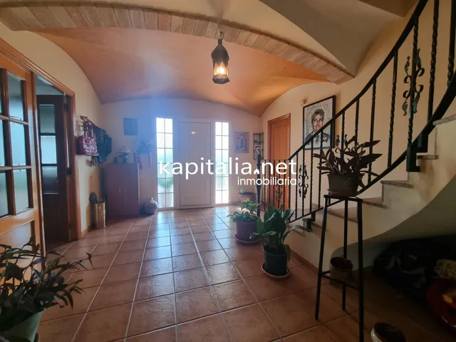 Chalet a la venta en Ontinyent. — 9