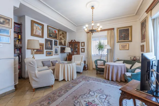 EXCLUSIVA VIVIENDA SEÑORIAL EN ANGEL GANIVET, EN PLENO CORAZ - foto 5