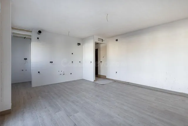 OBRA NUEVA EN LOJA — 5