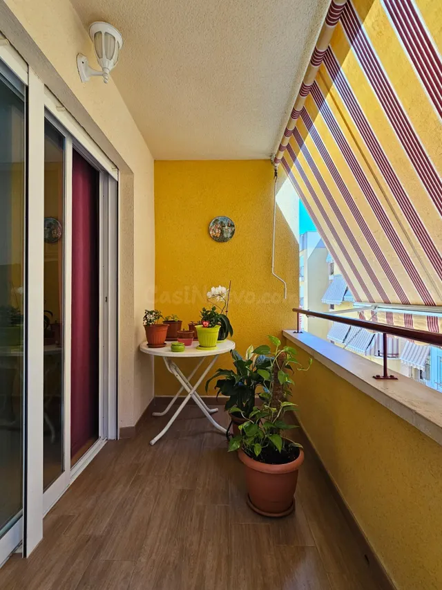 Piso vpo de 3 habitaciones con garaje y trastero en la zona norte de san vicente del raspeig — 4