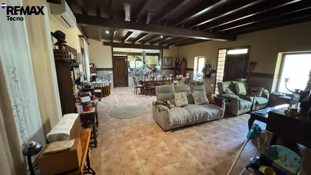 Espectacular Finca Rústica en La Puebla de Almoradiel: Vivienda de Diseño, Casa de Invitados, Piscina, Espacio para Animales y Nave con Alta Rentabilidad — 8