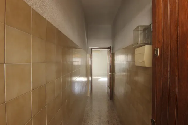 PLANTA BAJA , 350 METROS , PATIO AMPLIO , GRAN OPORTUNIDAD — 17
