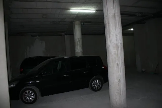Alquiler local comercial en planta baja en Orihuela zona del Colegio Santo Domingo. — 5