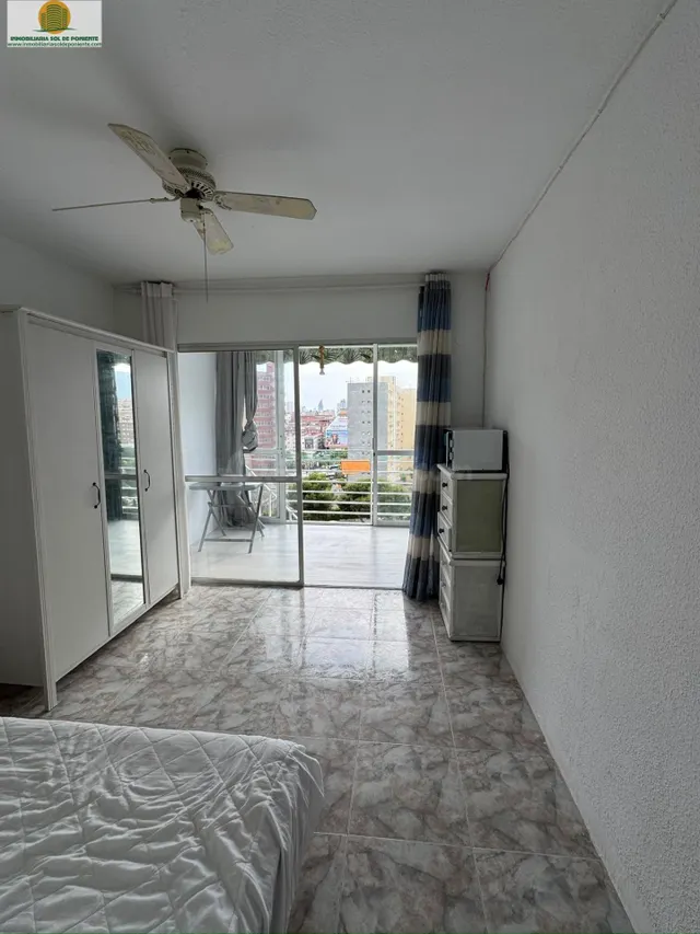 Estudio con piscina y vistas despejadas junto al centro de B - foto 2