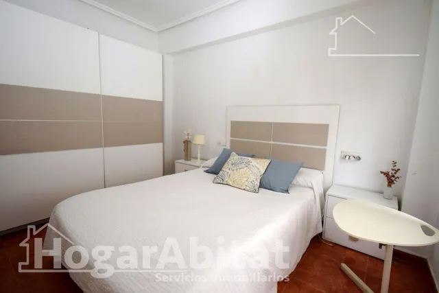 ¡CERCA DE LA PLAYA! EXTERIOR CON ASCENSOR Y TRASTERO — 16