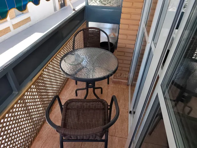 Piso amueblado en la Huerta de la Reina - foto 3