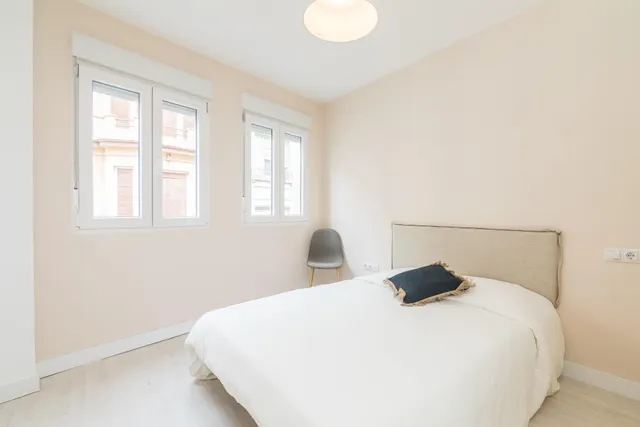 VIVIENDA RECIÉN REFORMADA EN VENTA CALLE CORREDORA · ELCHE — 29