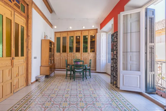 Ático exclusivo con terraza privada y torreón con vistas pan - foto 3