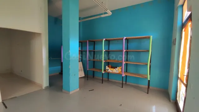 Local comercial centro Saron - foto 4