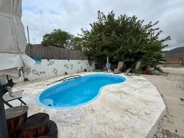 Finca rústica en proindiviso en La Alcoraya con casa prefabricada, piscina — 8