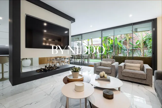 Exclusiva vivienda de diseño en Sabadell - foto 3