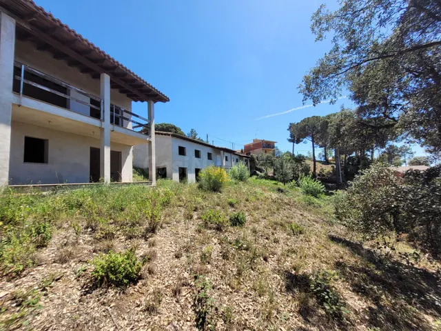 VENTA DE 3 CASAS UNIFAMILIARES EN CONTRUCCIÓN EN CAN FORNACA - foto 3