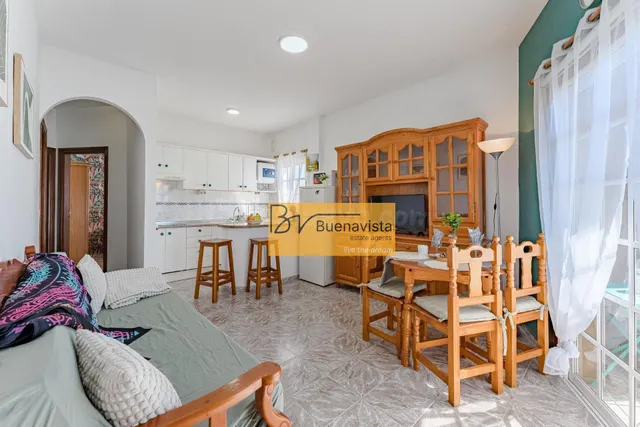 Beachfront Apartment: A Unique Opportunity - foto 3