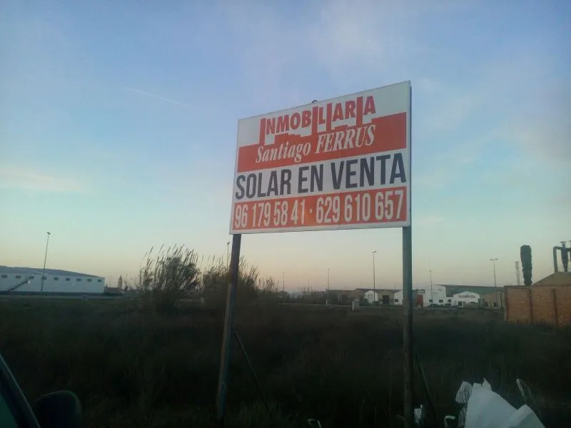 VENTA DE SUELO INDUSTRIAL EN SOLLANA "ELS OLIVARONS"