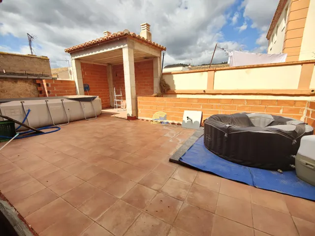 Casa en la poblacion de algimia de alfara — 11