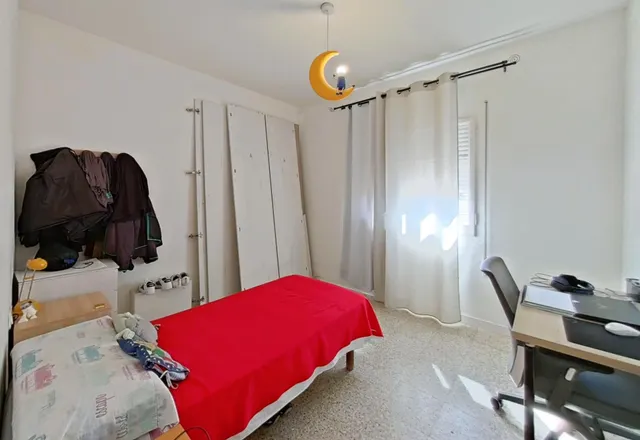 Casa con gran potencial y espacio independiente en albarrosa – Viladecans — 21