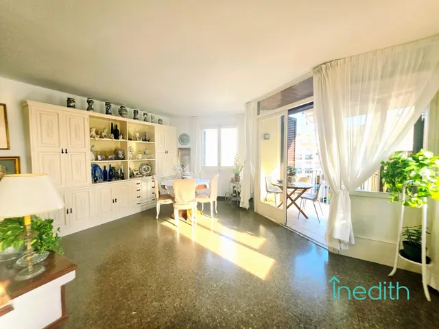 Bonito piso histórico en el centro de Sitges, pieza única. - foto 3