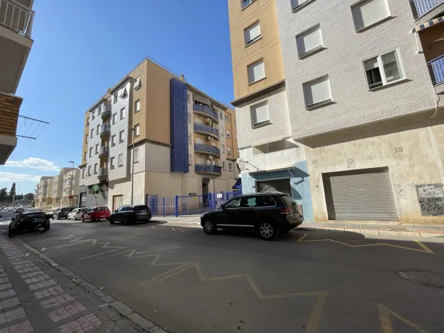 Garaje 10m² en venta - San Félix — 6