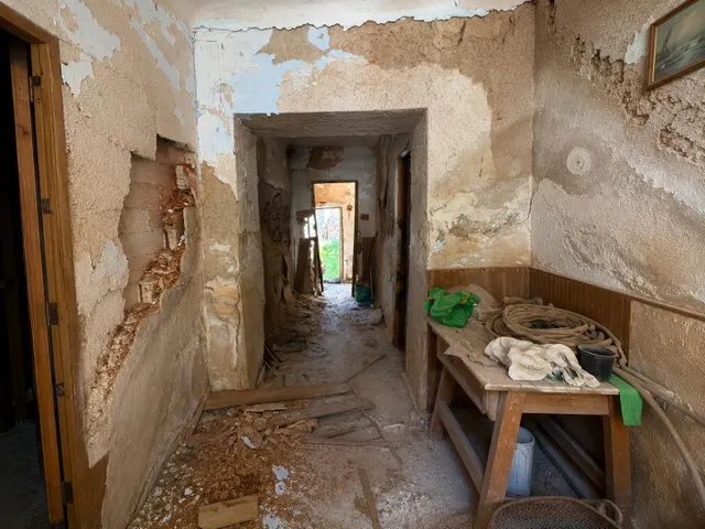 CASA PARA REFORMAR — 8
