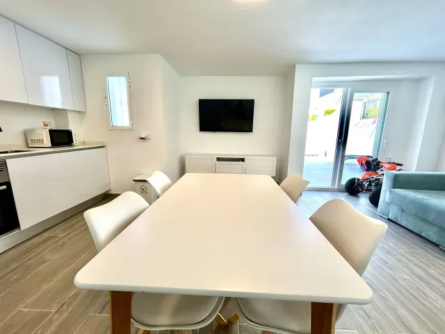 Villa 5 habitaciones 166m² en venta - Villamartin — 33
