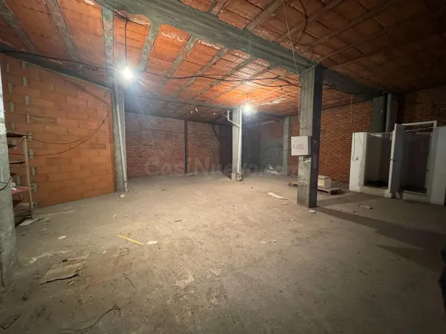SE VENDE LOCAL COMERCIAL EN BARRIO LOS JUDIOS