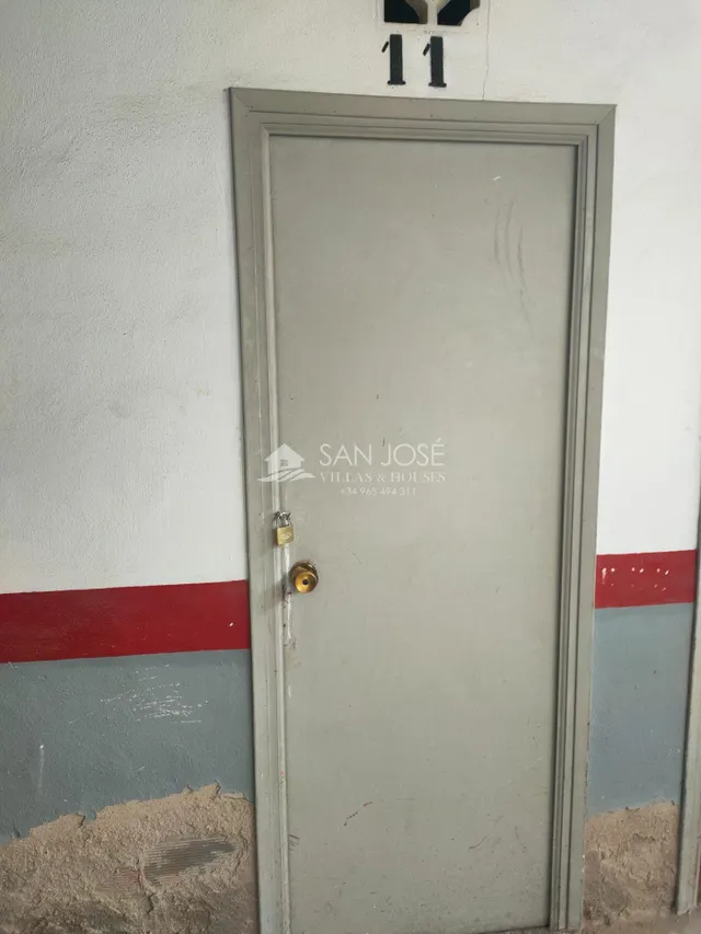 SE VENDE GARAJE CON TRASTERO EN ZONA DE AUTOBUSES EN ASPE - foto 2