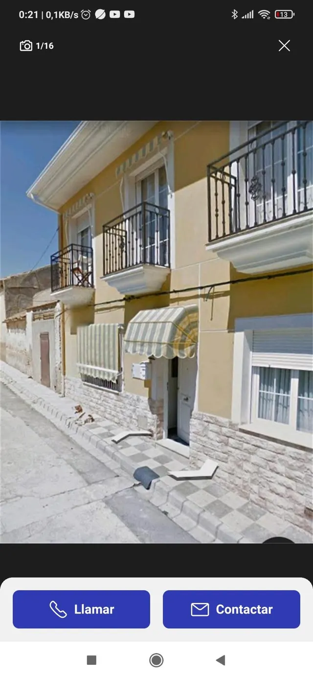 PRECIOSA CASA EN VENTA  EN RESERVA NATURAL LAGUNA DE PETROLA — 50