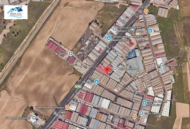 VENTA DE NAVE INDUSTRIAL EN HUMANES DE MADRID. — 2