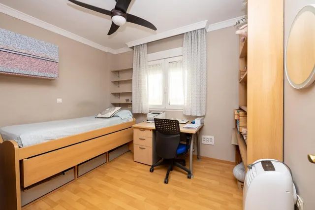 ESPECTACULAR VIVIENDA ADOSADA DE 4 DORMITORIOS CON SÓTANO, TERRAZAS Y PATIO EN GRANADA — 10