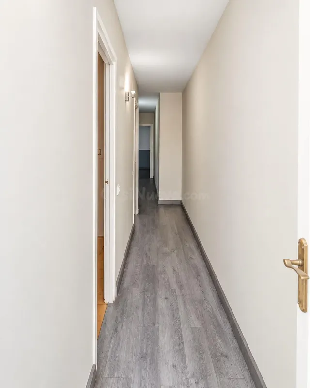 ¡UBICACIÓN PRIVILEGIADA! FANTÁSTICO PISO JUNTO AL MERCADO SE - foto 4