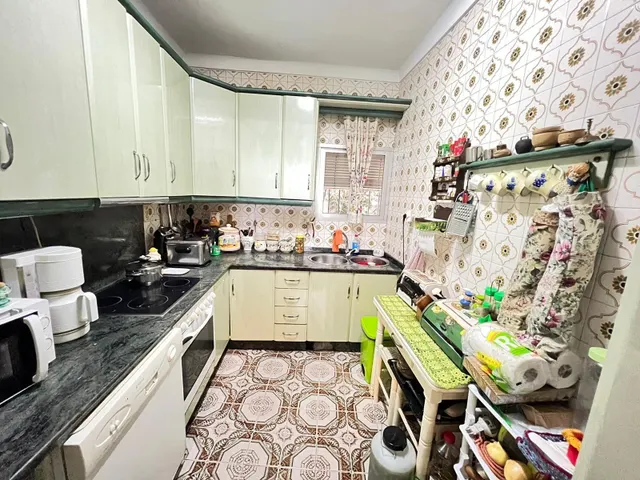 VENTA CASA CON GARAJE ZONA CENTRO — 5