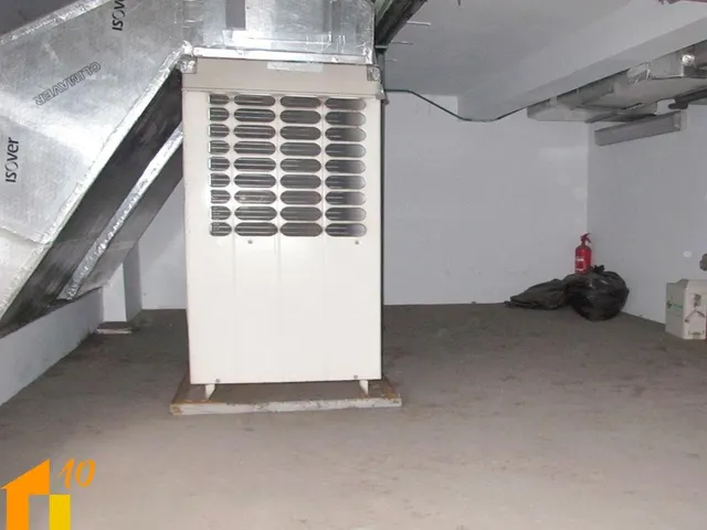 Local en venta en avd. Del Cid. — 29