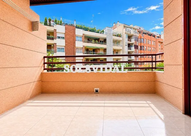 SOL8VIDAL VENDE PISO EN EL CENTRO - foto 3