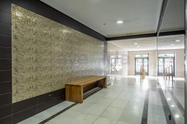 Exclusiva vivienda exterior en tercera planta — 43