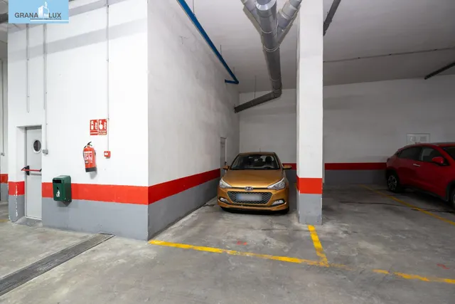 Piso de dos dormitorios en Sanders, en urbanización privada con piscina, pistas de padel, plaza de garaje y trastero — 21