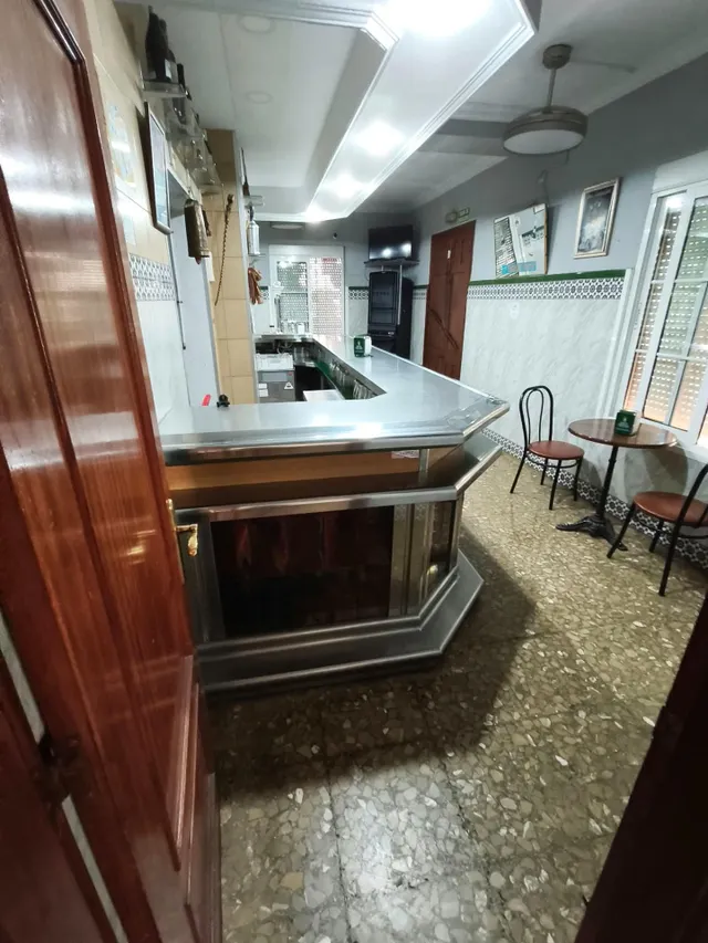 Edificio Singular en Esquina con Gran Fachada en Ciudad Jardín | 272 m2 — 13