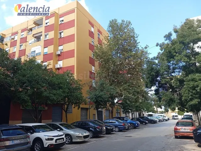 Piso 3 habitaciones 90m² en venta - Ciutat Fallera — 2