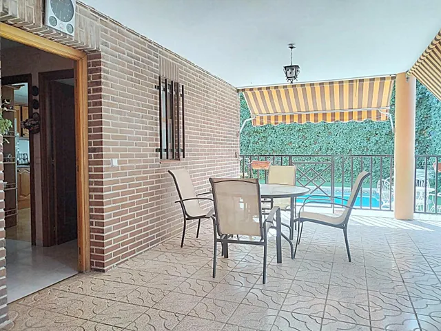 Esta casa no trata sólo de metros cuadrados.... ¡ ES EL GRAN ESCENARIO DE TU VIDA ! — 11