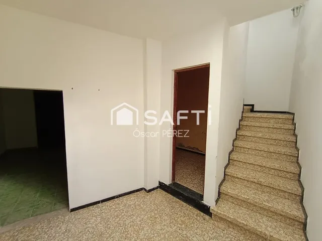 Casa terrera de 4 niveles con gran potencial — 40