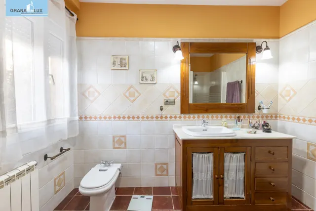 Exclusiva vivienda con piscina en Viñas del Rey — 24