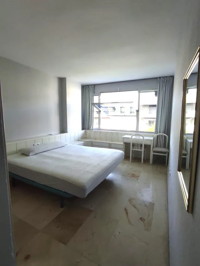 Alquiler en Huerta de la Salud, junto al Hotel Meliá Sevilla - foto 3