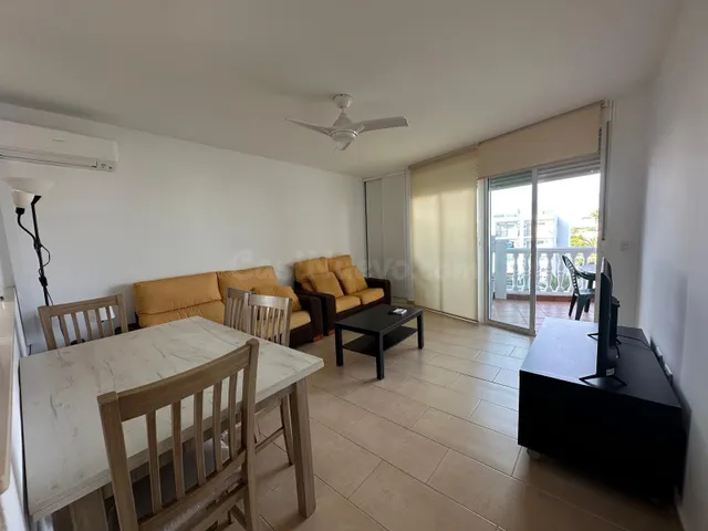 PISO PARA ALQUILAR DE UN DORMITORIO EN URBANIZACION DE ROQUE