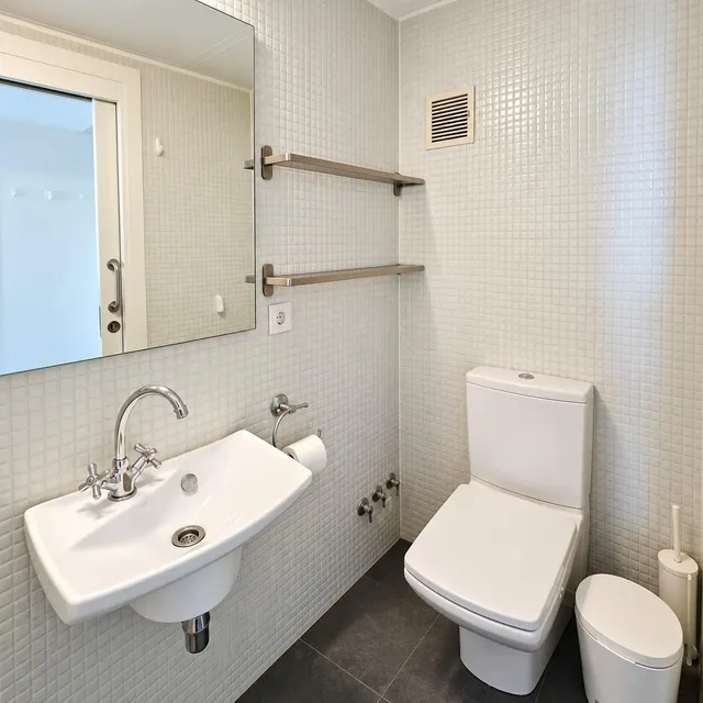 Luminoso dúplex con dos terrazas, piscina y garaje incluido — 12
