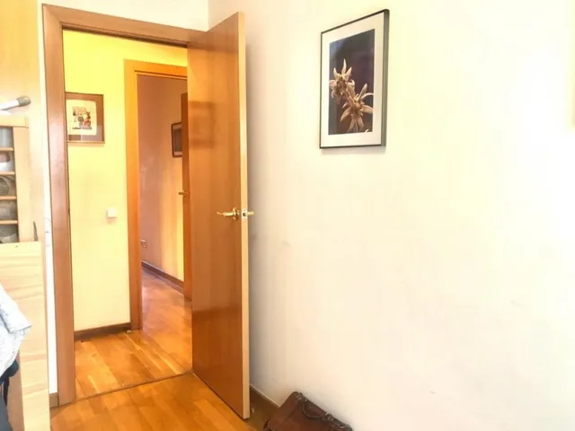 Piso de 96m2 en La Nova Esquerra de l'Eixample. Barcelona — 25