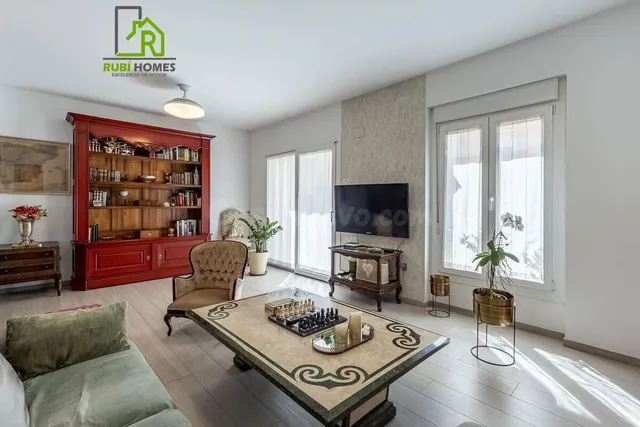 PISO EN VENTA - GRANADA (C/Recogidas) — 3