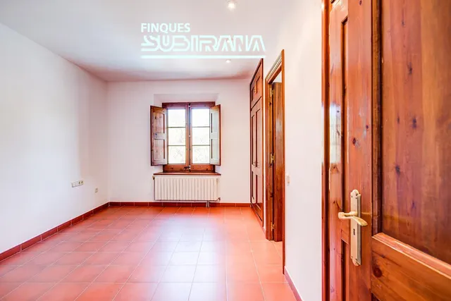 ESPECTACULAR MASIA EN VENDA A IGUALADA - SANT JAUME SESOLIVERES. — 50