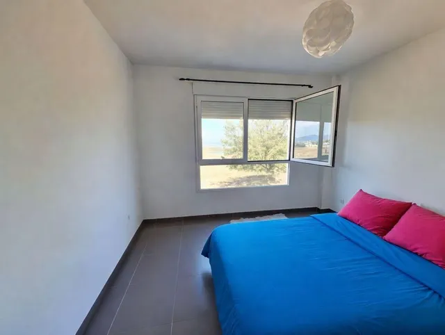 CHALET CON PARCELA Y VISTAS EN CUMBRES DE CALICANTO – ALQUILER TEMPORAL — 9